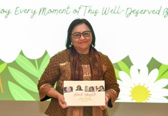 ACIAR staff member Mirah Nuryat during farewell ceremony in Jakarta